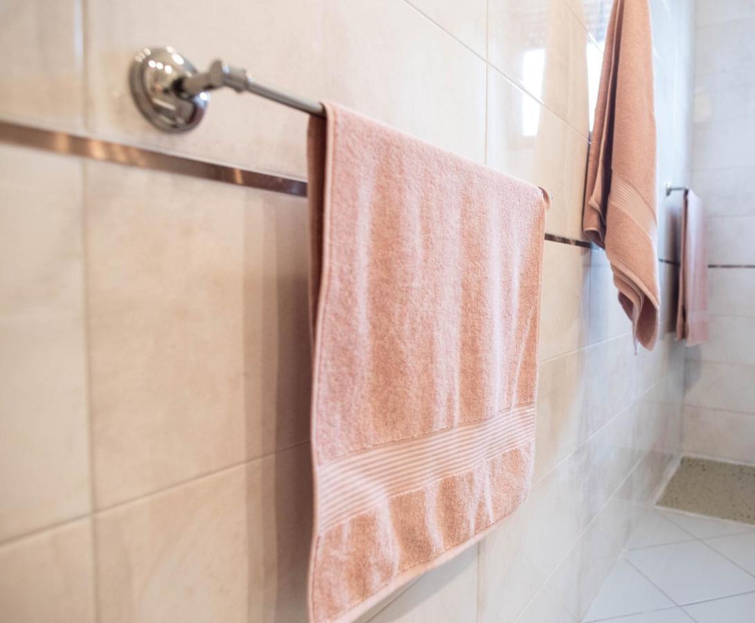 קסטל סן ג'ורג'ו Il Vicolo Suite Rooms מראה חיצוני תמונה