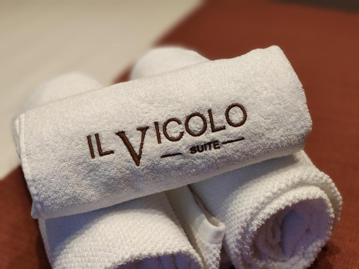 קסטל סן ג'ורג'ו Il Vicolo Suite Rooms מראה חיצוני תמונה